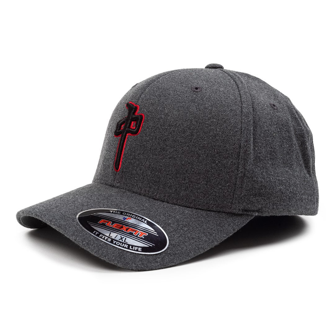 UNDER ARMOUR Men's Red Classic Flex Fit Hat Cap NEW M / L Medium